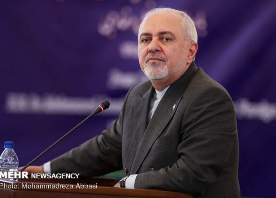 Zarif: Diplomasi Iran Akan Terus Aktif  