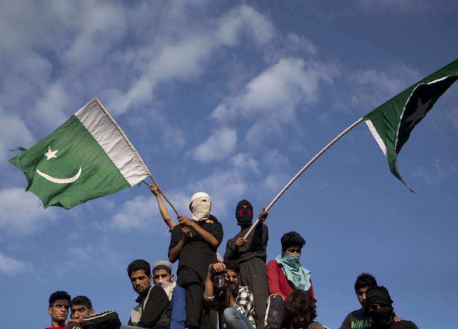 پاکستان کشمیر کیساتھ کھڑا ہے
