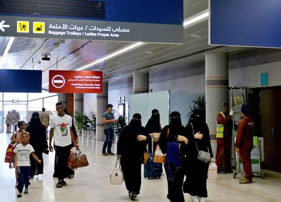 ایک ہی دن ایک ہزار سعودی خواتین سرپرست کی اجازت کے بغیر بیرون ملک روانہ