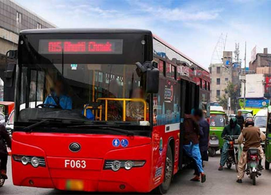 پنجاب میں میٹرو بس کے کرایہ میں اضافہ کے بعد پبلک ٹرانسپورٹ کرائے بھی 35 فیصد بڑھا دیے گئے