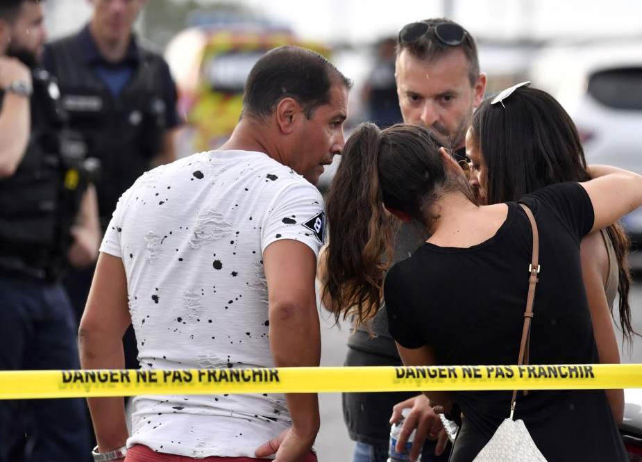 فرانس، میٹرو اسٹیشن پر چاقو حملے میں نوجوان ہلاک اور 9 افراد زخمی