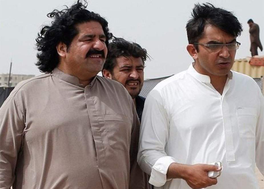 پشاور ہائیکورٹ نے محسن داوڑ اور علی وزیر کی کیس منتقلی کی درخواست مسترد کر دی