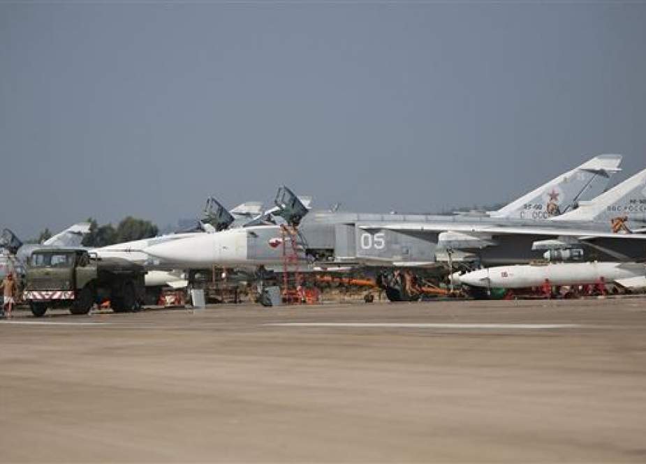 Russian Sukhoi Su-24 fighter jets at the Russia-run Hmeimim airbase in Syria.jpg