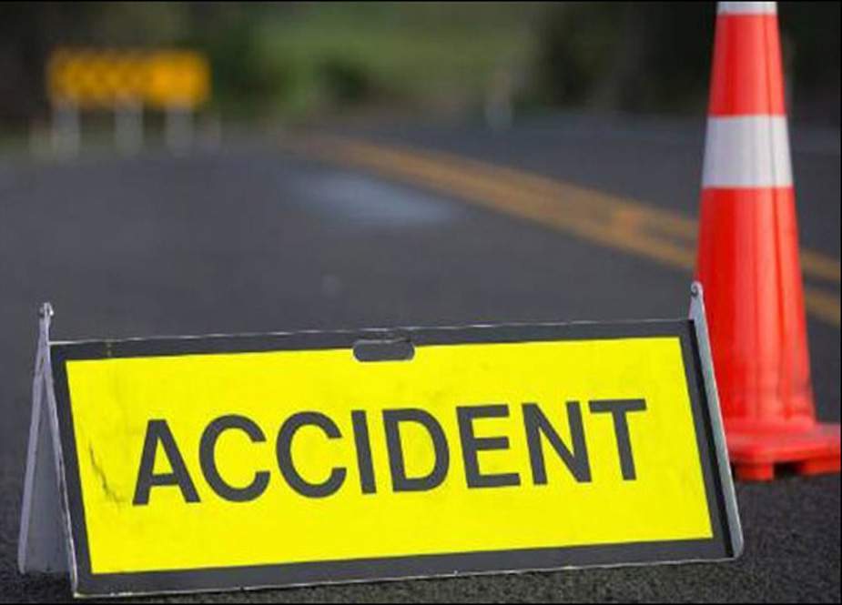 ہنزہ میں سیاحوں کی گاڑی کو حادثہ، 1 جاں بحق، 12 زخمی