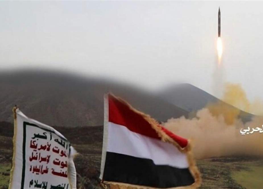 شلیک موشک‌های بدر ۱ به فرودگاه نجران عربستان
