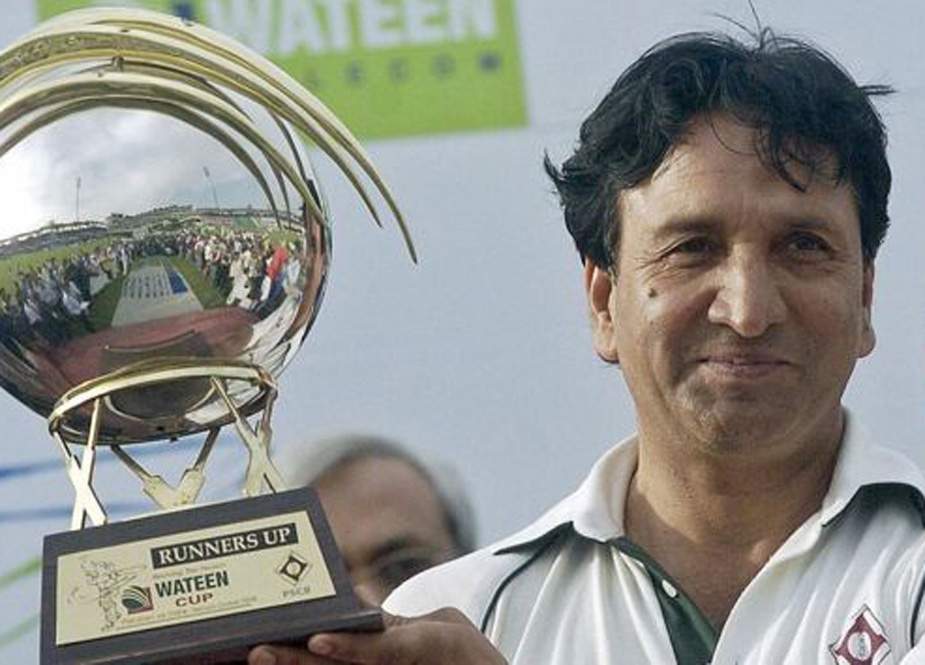 پاکستان کرکٹ کے عظیم لیگ سپنر عبدالقادر انتقال کر گئے