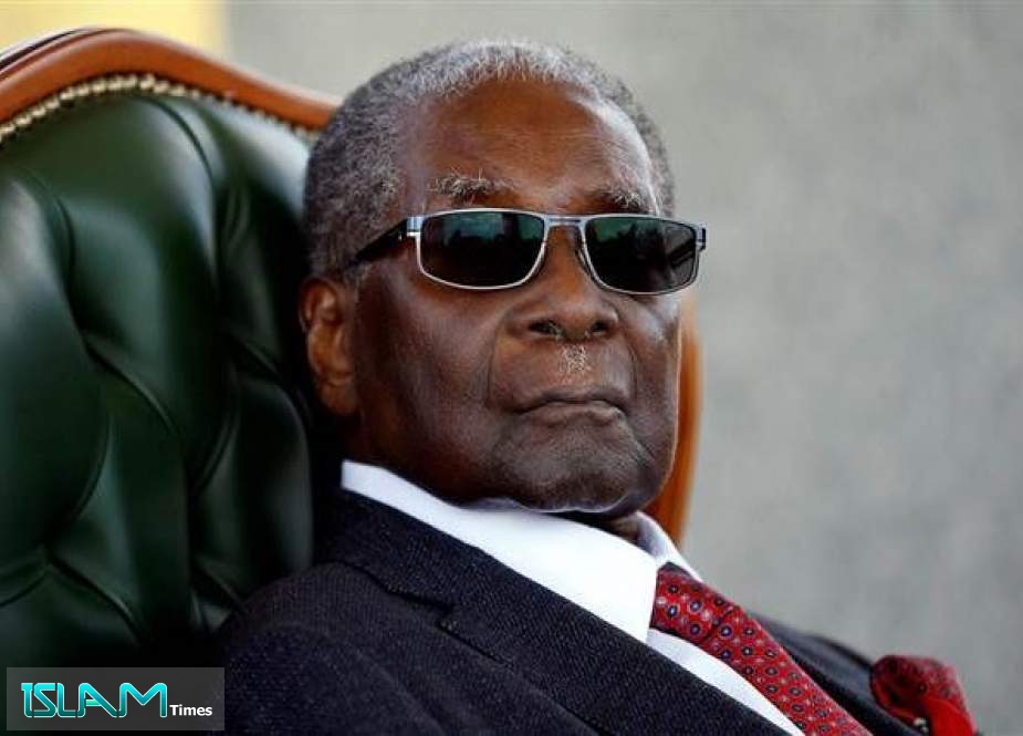 Ex-Zimbabwean leader Robert Mugabe dies aged 95