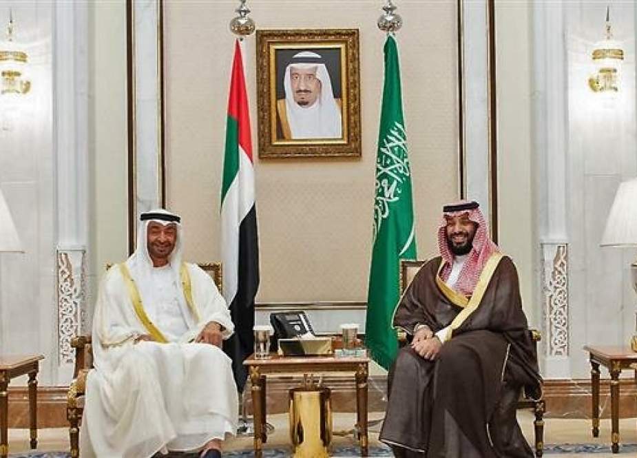Mohamed bin Zayed al-Nahyan, crown prince of Abu Dhabi with Saudi Crown Prince Mohammad bin Salman.jpg