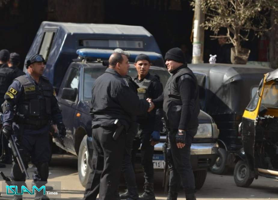 اعتقال 25 شخصاً من الإخوان المسلمين في مصر