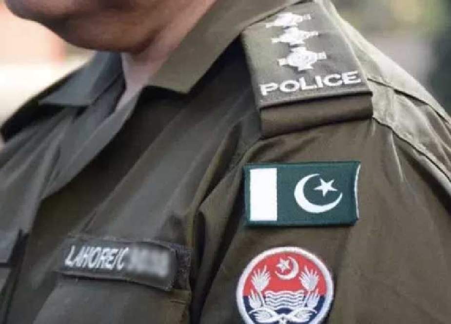 راولپنڈی پولیس نے تشدد اور غیرقانونی حراست چھپانے کیلئے موبائل فون پر پابندی لگادی