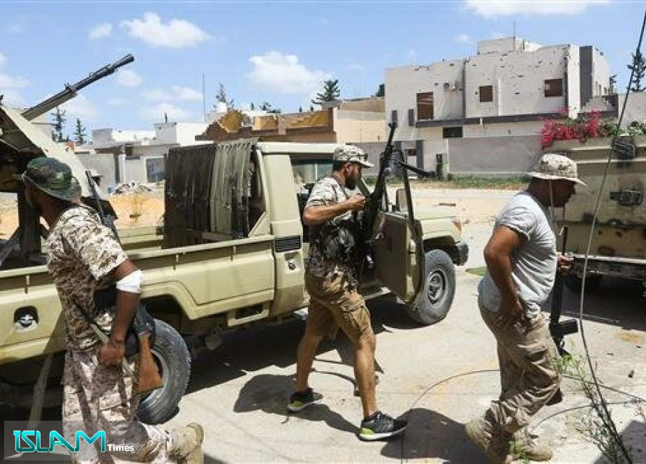 Government forces gather during clashes with militiamen loyal to rebel commander Khalifa Haftar, in Tripoli’s suburb of Ain Zara, Libya, on September 7, 2019