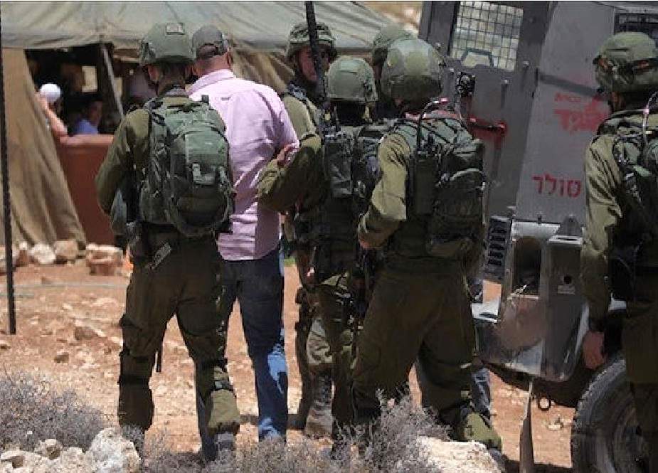 غاصب صیہونی رژیم اسرائیل کے فوجیوں نے "مغربی کنارے" سے 11 بیگناہ فلسطینیوں کو گرفتار کر لیا