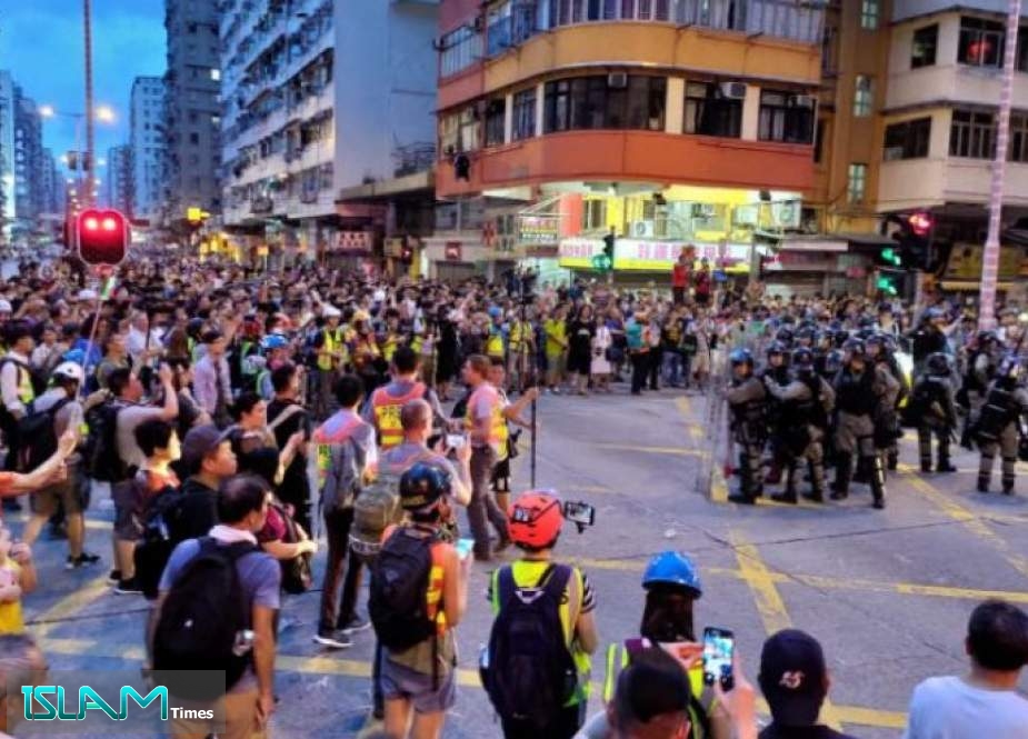 محتجو هونج كونج يخططون لاعتصامات في مراكز التسوق