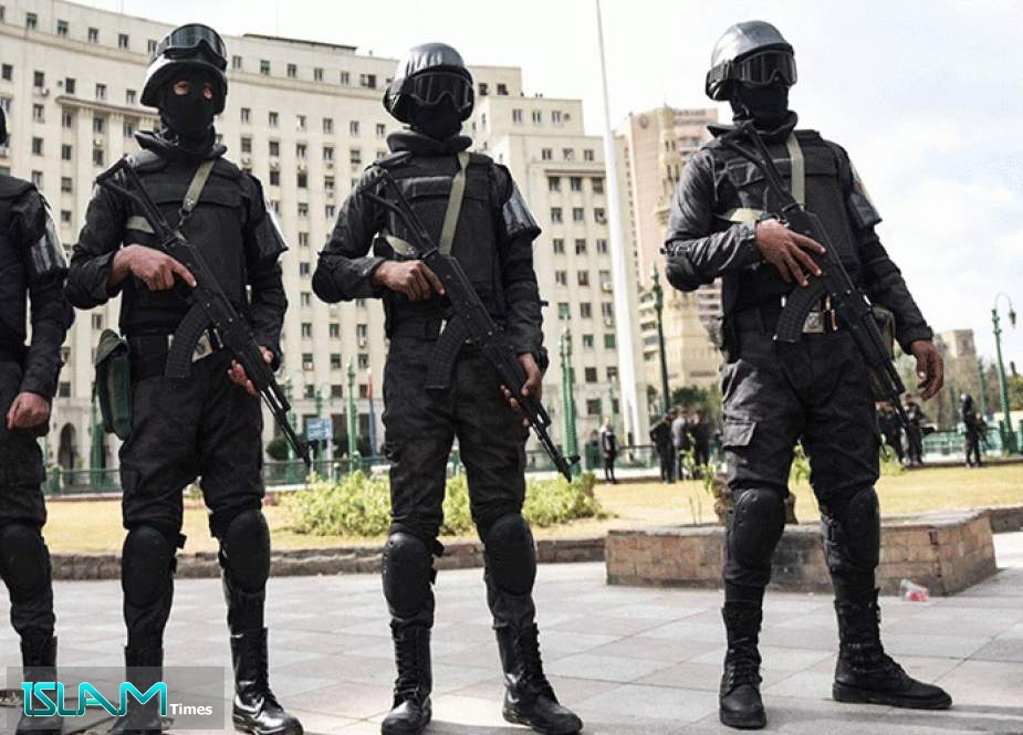 تشديدات أمنية في مصر بعد الدعوات للتظاهر