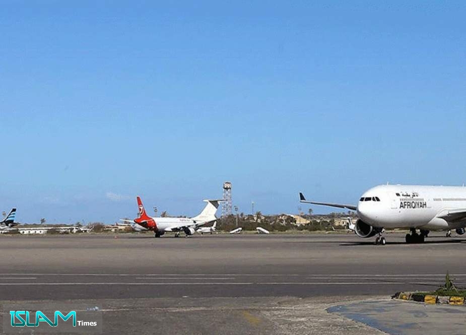 استهداف مطار معيتيقة في ليبيا بطائرات إماراتية مسيرة