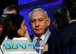 Netanyahu mötədillərə yalvarır