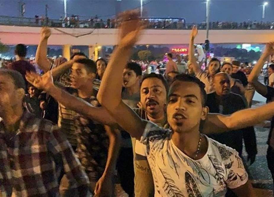 Ribuan warga Mesir galar demo