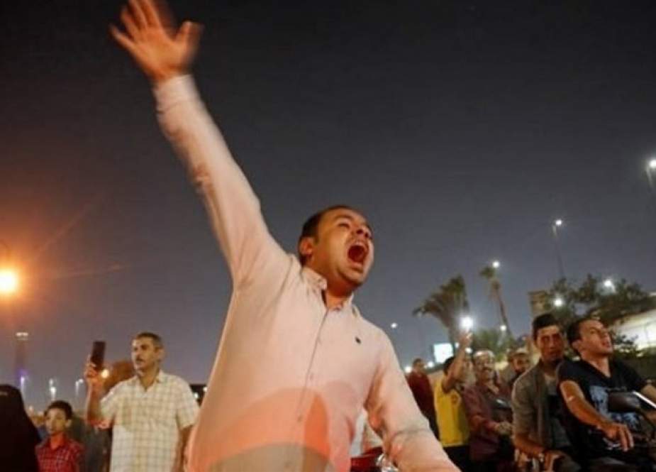 التحریر قاهره دوباره جان گرفت؛ آیا اعتراضات به برکناری السیسی می‌انجامد؟!