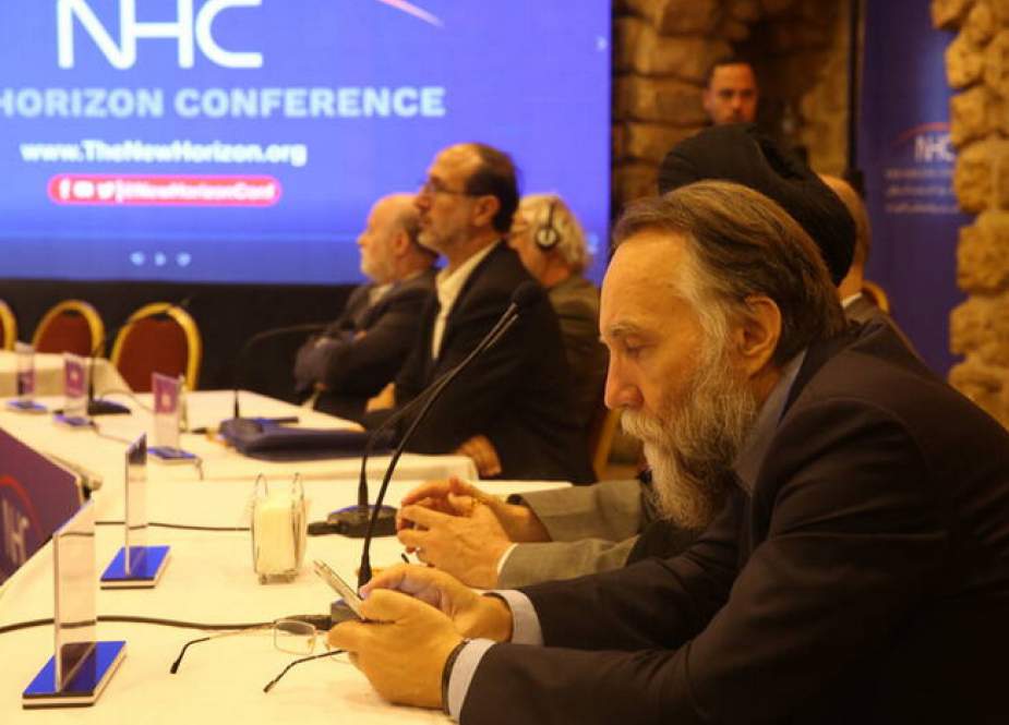 فیلسوف روس: کنفرانس «افق نو» عین انتظار فرج است