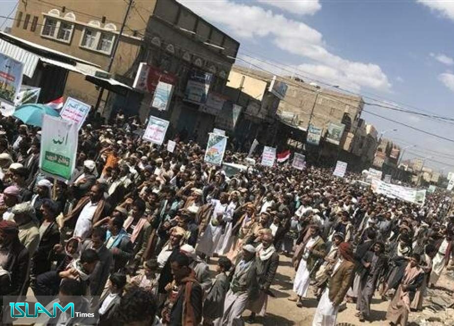 Yemenis demonstrate to express support of latest anti-Saudi operation