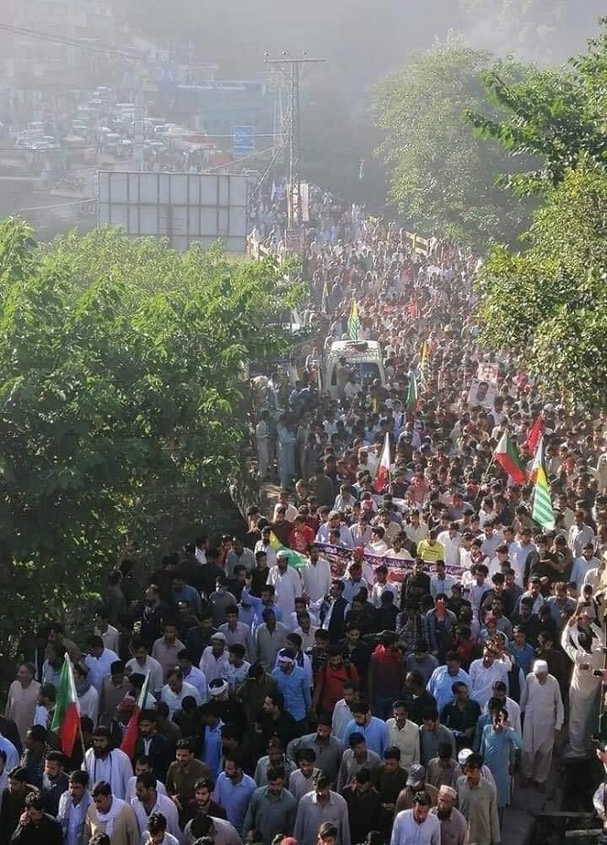 جے کے ایل ایف کے زیراہتمام چکوٹھی بارڈر آزاد کشمیر کی جانب فریڈم مارچ کی تصاویر