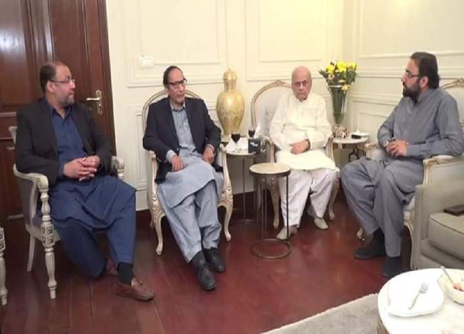 وزیر داخلہ اعجاز شاہ اور فواد چوہدری کی چوہدی شجاعت سے ملاقات