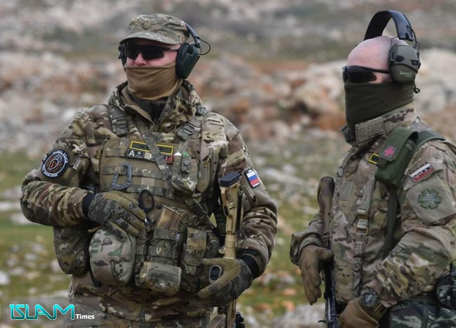 Russian instructors trains Syrian army soldiers and militia. © Sputnik / Mikhail Voskresenskiy