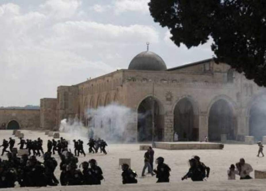 Al-Aqsa terkepung dan dinista Zionis