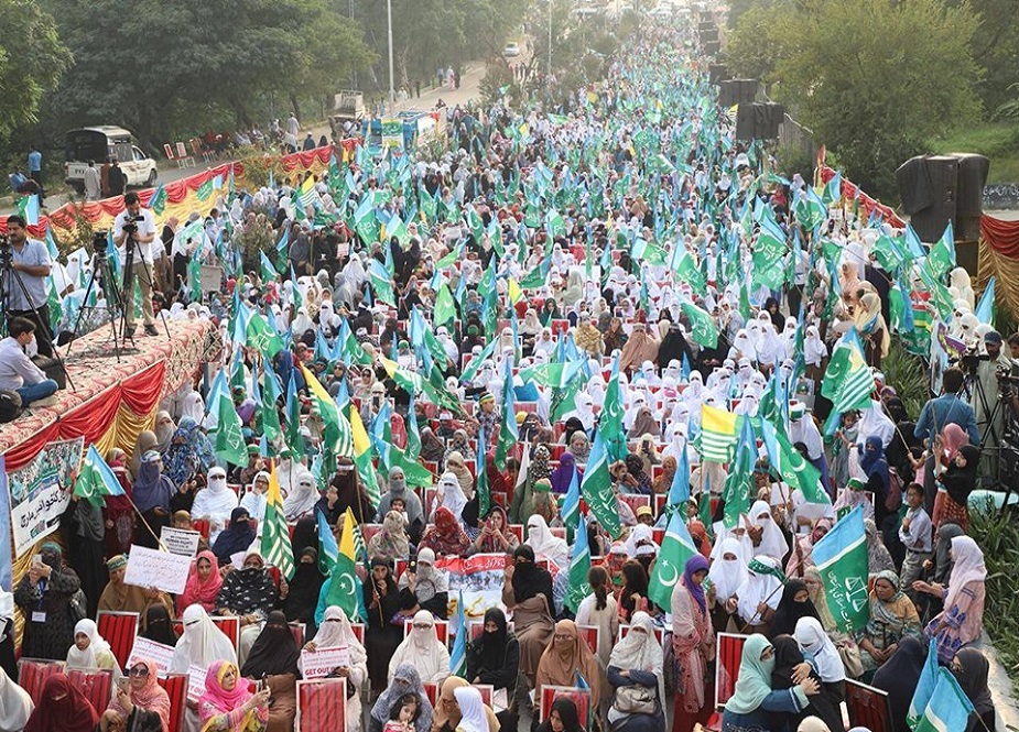 اسلام آباد، جماعت اسلامی شمالی پنجاب کے زیراہتمام خواتین آزادی کشمیر مارچ کی تصاویر