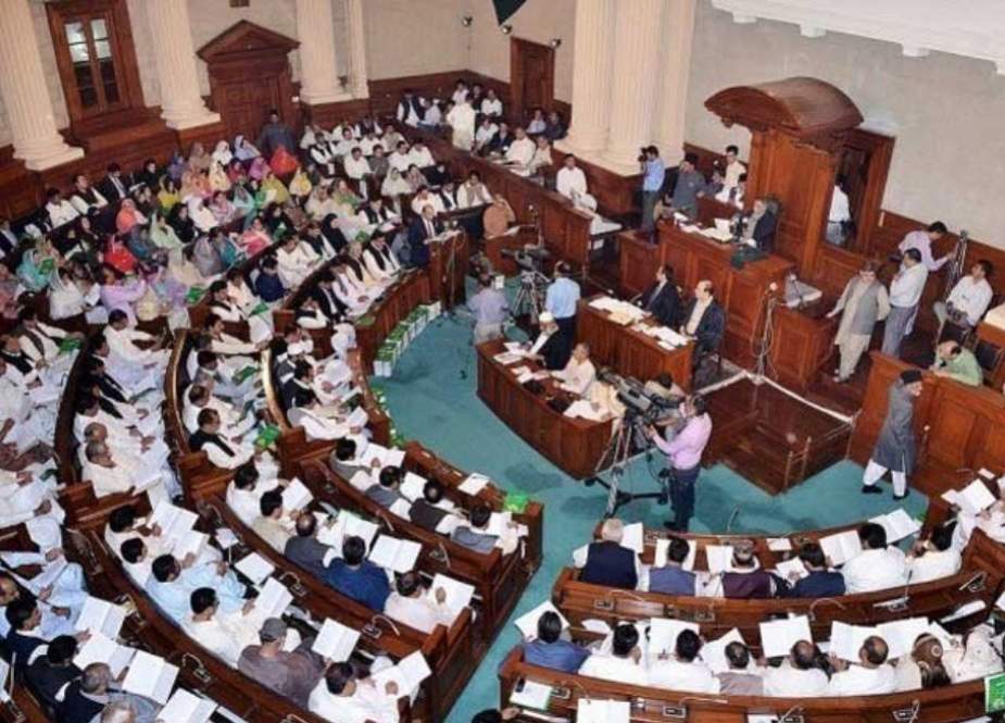 پنجاب میں وزراء اور سیکریٹریز کے غیرملکی دوروں پر پابندی عائد