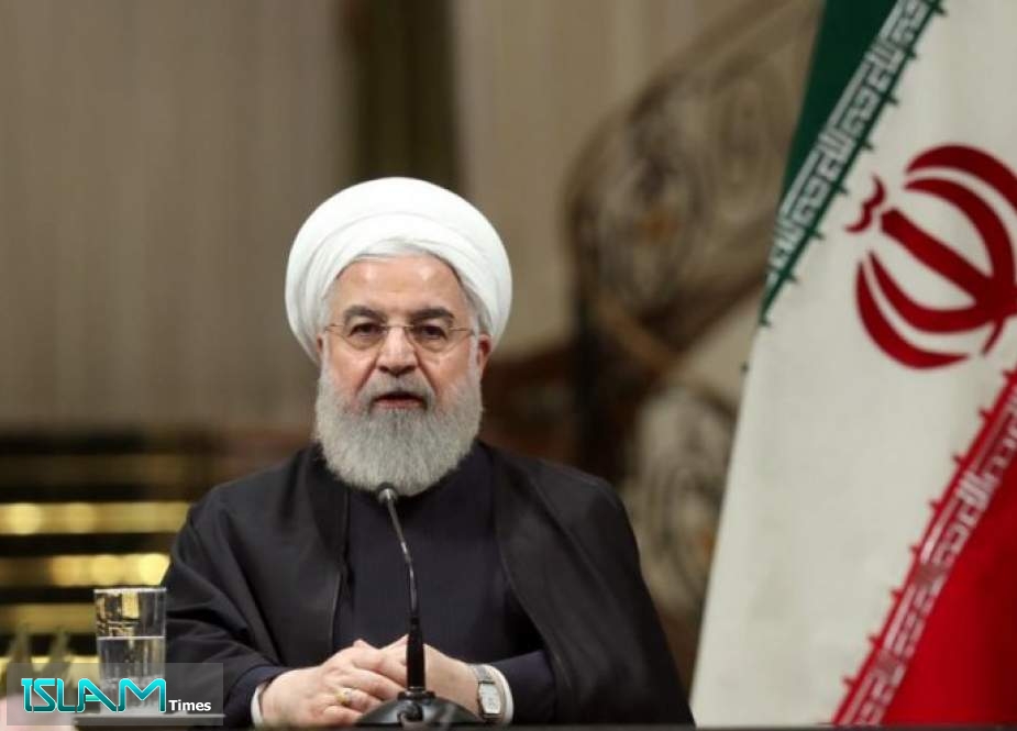 روحاني: الصمود هو السبيل الوحيد لمواجهة ضغوط الأعداء ومؤامراتهم