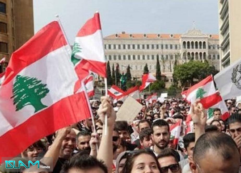 هل يمکن الاصطياد في المياه العکرة اللبنانية هذه الأيام؟