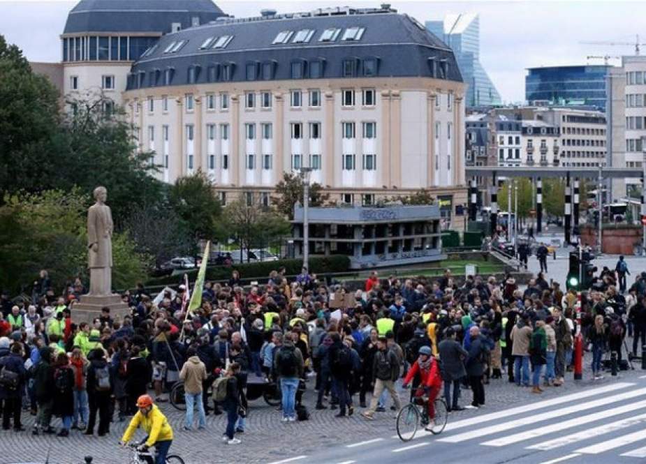 تظاهرات مردم بلژیک علیه خشونت پلیس