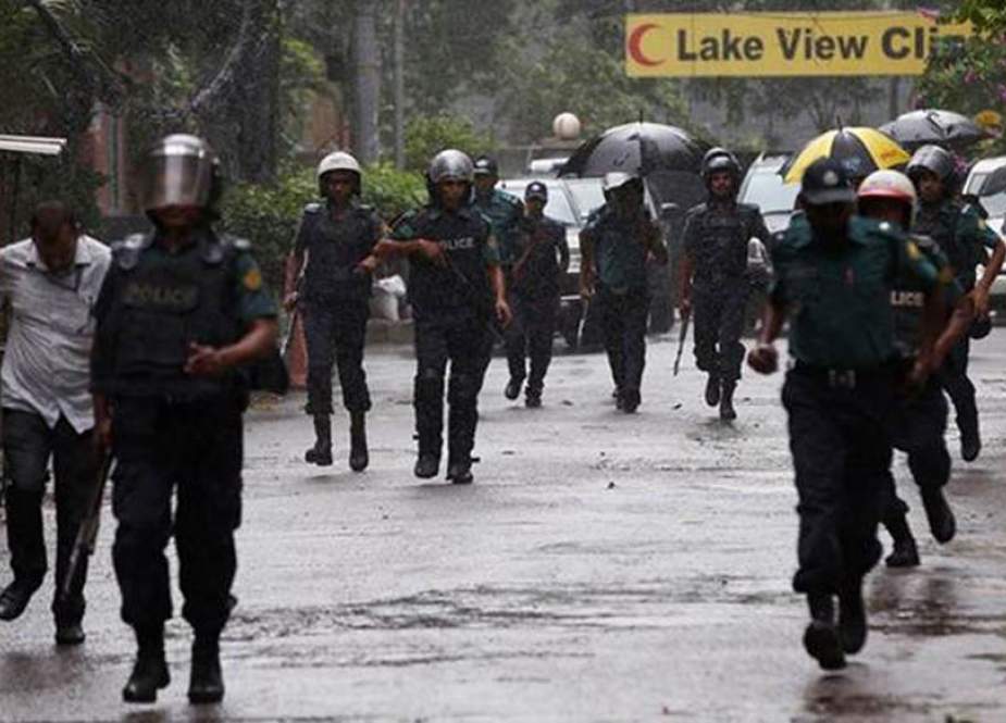 Polisi Bangladesh bubarkan pendemo (Reuters)