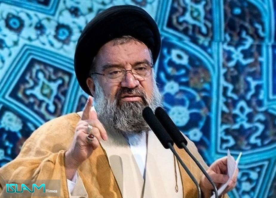 خاتمي: الأمن بالزيارة الأربعينية تحقق بفضل شهداء المراقد المقدسة