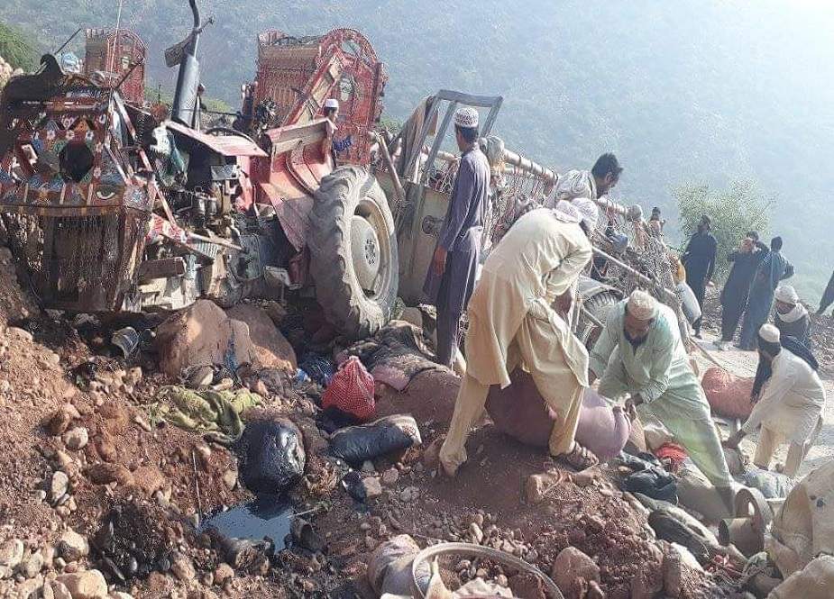 ڈی آئی خان، ٹریکٹر ٹرالی حادثے میں 3 قبائلی جاں بحق، 12 بچے زخمی