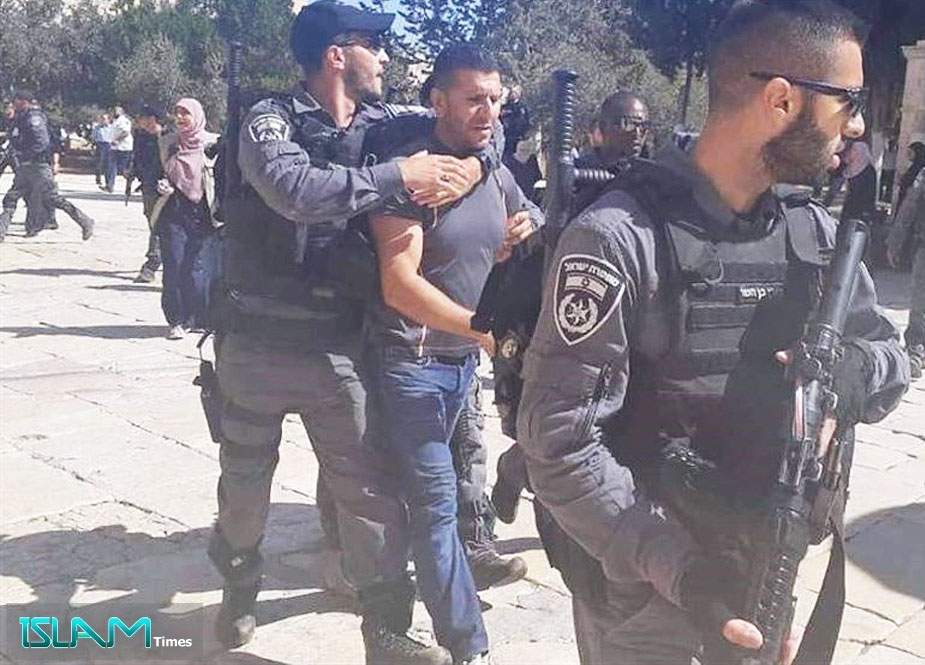 مغربی کنارے پر غاصب صیہونی فوجیوں کی چڑھائی، متعدد بیگناہ فلسطینی گرفتار