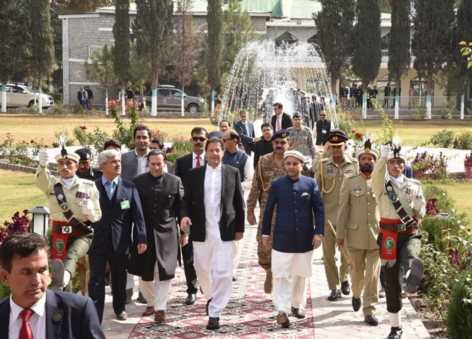 وزیر اعظم پاکستان عمران خان کے دورہ گلگت کی تصویری جھلکیاں