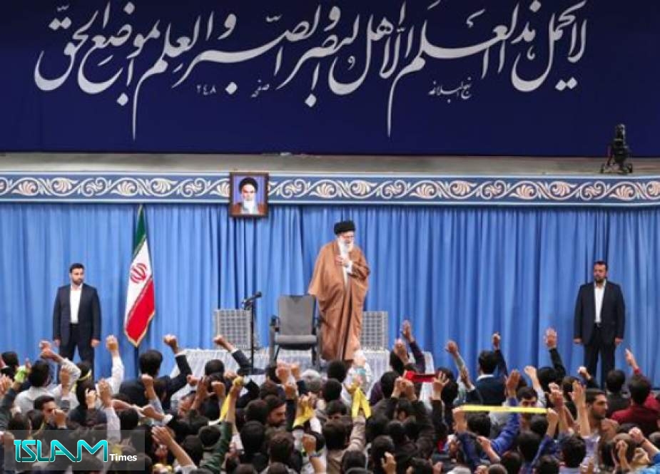 Ayatollah Khamenei calls for ban on negotiation with US