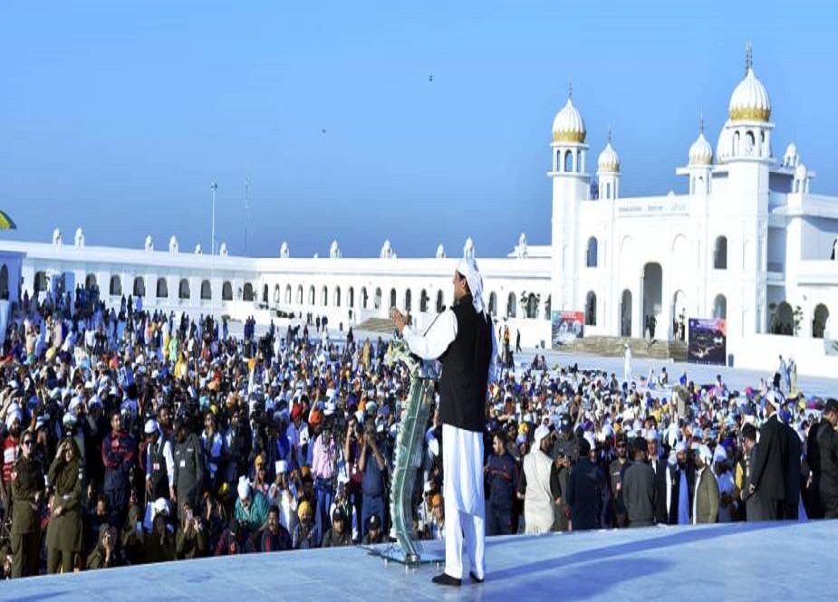وزیراعظم عمران خان نے کرتارپور راہداری کا افتتاح کردیا