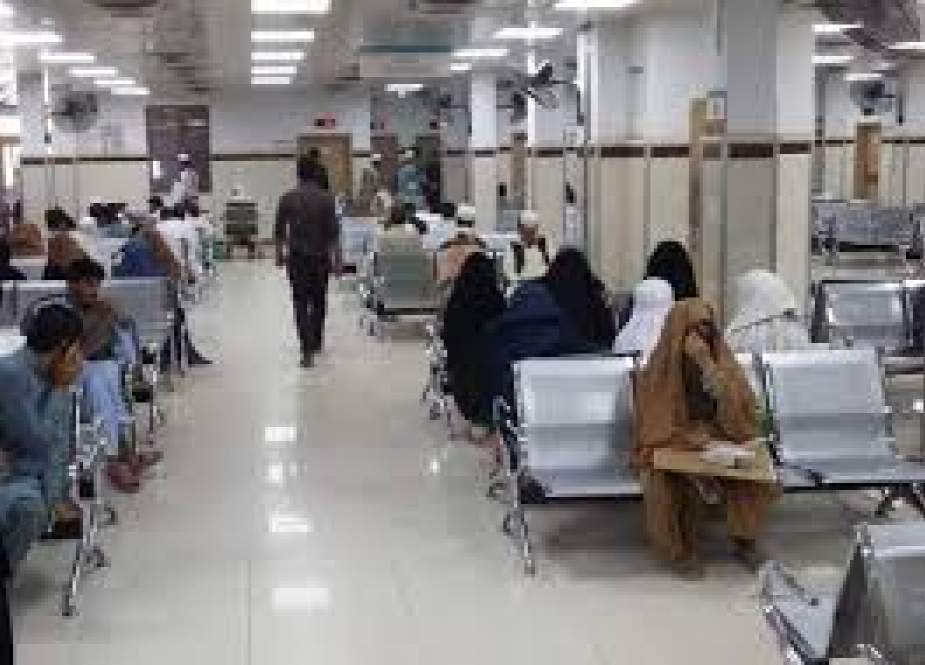 پشاور میں ہڑتال ختم، ڈاکٹروں نے او پی ڈی ایز میں مریضوں کا معائنہ شروع کر دیا