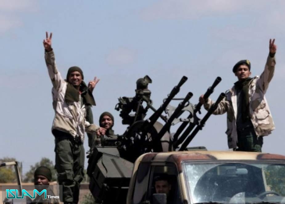 الجيش الليبي يستهدف غرفة عمليات عسكرية في سرت