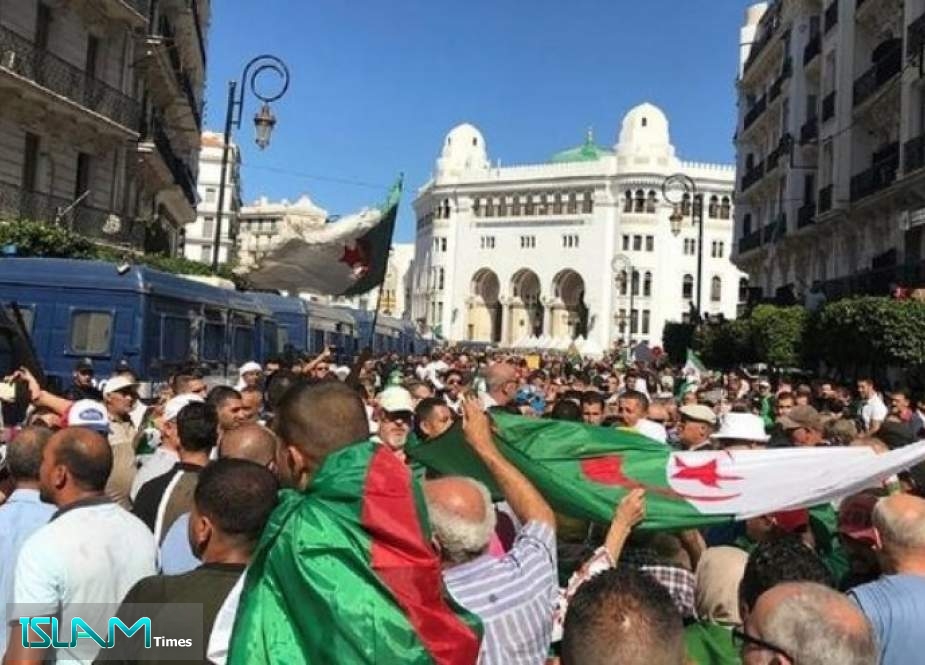 مشروع قانون الطاقة الجزائري يثير ضجة في الشارع