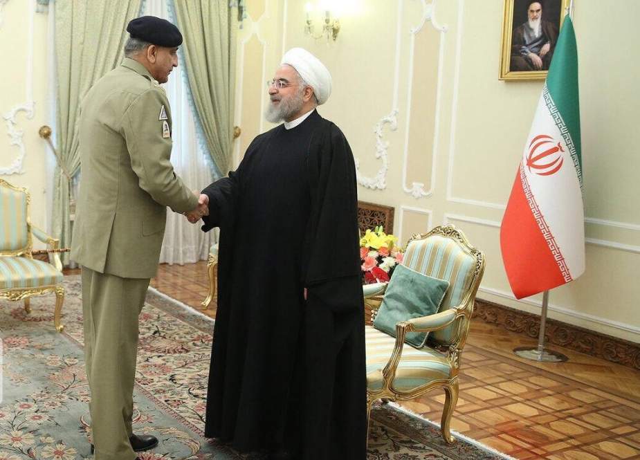 آرمی چیف کی ایرانی صدر حسن روحانی سے ملاقات، باہمی دلچسپی کے امور پر تبادلہ خیال