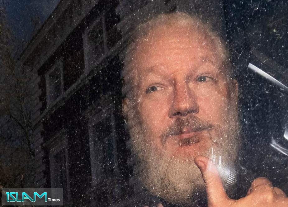 Doctors Fear Assange 