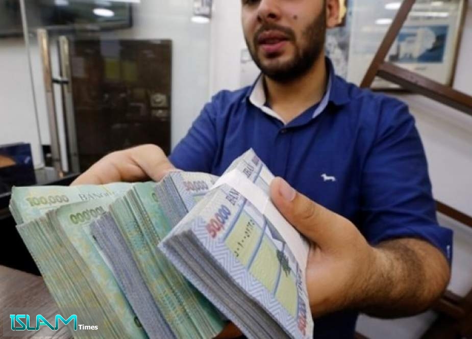 المصارف اللبنانية تغلق أبوابها مجدّداً: الدولار إلى 2100 ليرة!