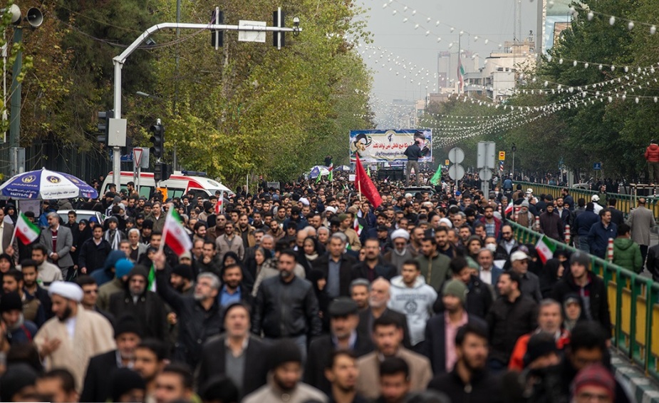 تہران میں فتنہ گری کے خلاف ہونے والا احتجاجی مظاہرہ