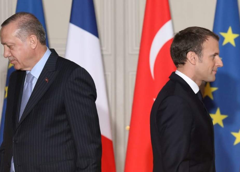 Turkish President Recep Tayyip Erdogan and French leader Emmanuel Macron.jpg