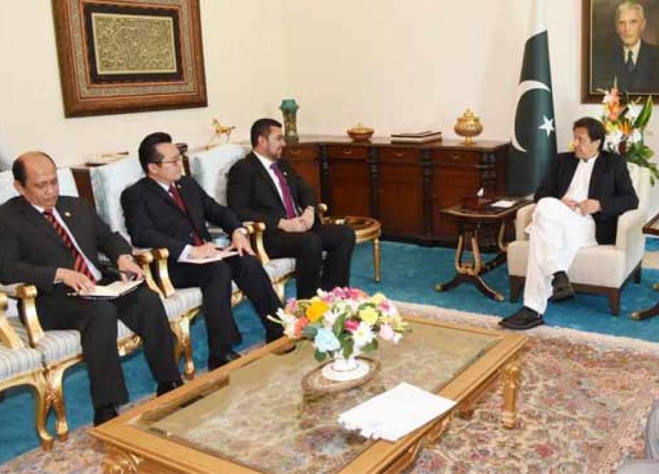عمران خان سے ملائیشین نائب وزیر خارجہ کی ملاقات
