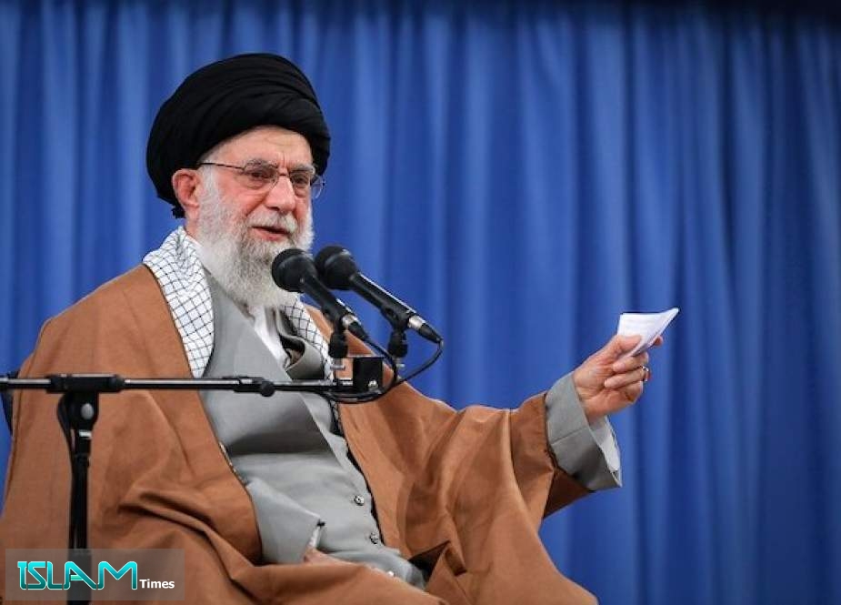 Four Tricks of US Arrogance Against the Islamic Revolution of the Iranian People